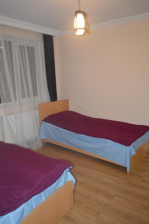 Guest House Qubi Kazbegi Eksteriør bilde